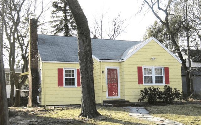 416 SHANNON Court, Englewood